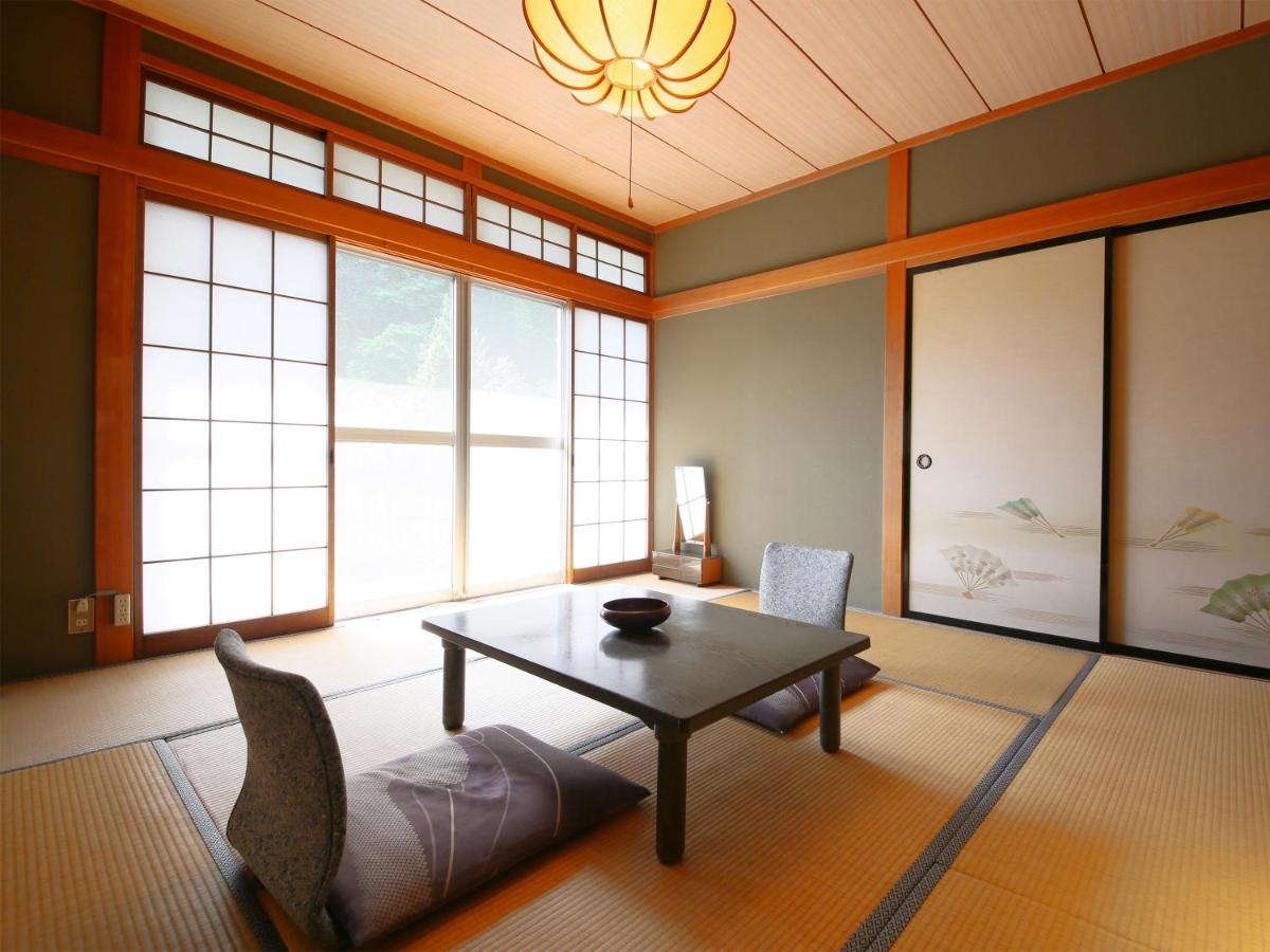 Yama No Yado Meiji Onsen Chino Buitenkant foto