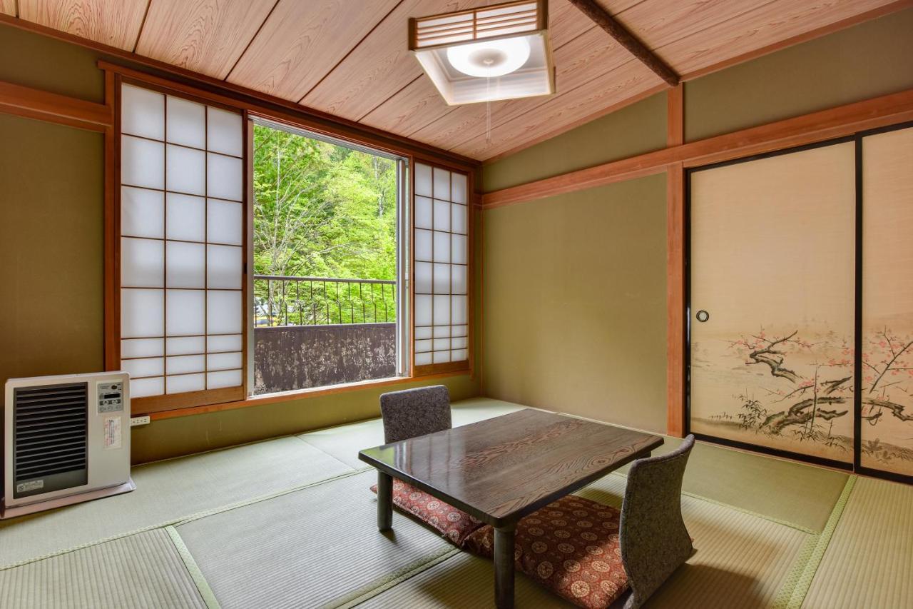 Yama No Yado Meiji Onsen Chino Buitenkant foto
